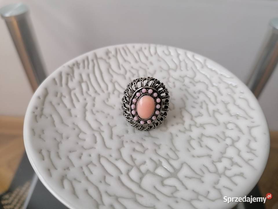 DUŻY PIERŚCIONEK W STARYM STYLU STAL Łódź