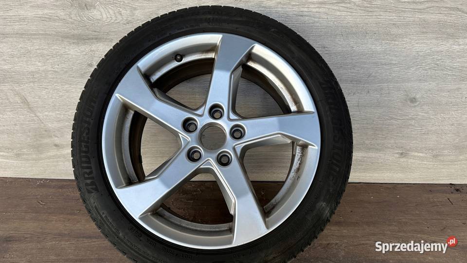Audi A3 8V Srebrna Felga Aluminiowa 17 ET51 75J
