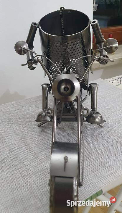 Metalowy stojak na wino Warszawa