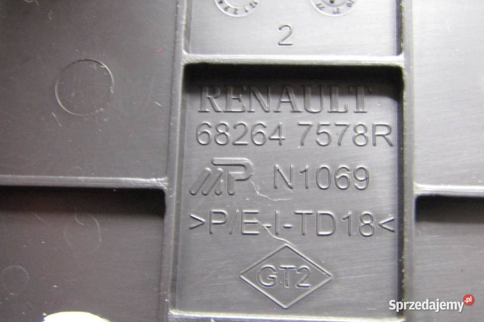 GNIAZDO ZAPALNICZKI DACIA DUSTER II 682647578R sprzedam