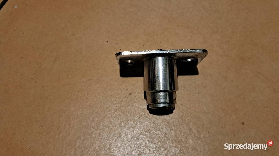 Fiat 125p zamek klapy bagażnika osobowe wielkopolskie Leszno