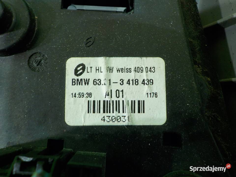 BMW X3 E83 MPAKIET 25 B 06r 5D lampa lewa tyl Lampy tylne