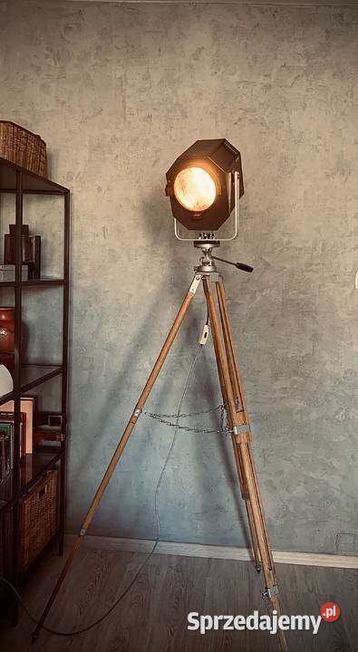 Lampa teatralna podłogowa PRL lata 7080 Loft wielkopolskie Poznań