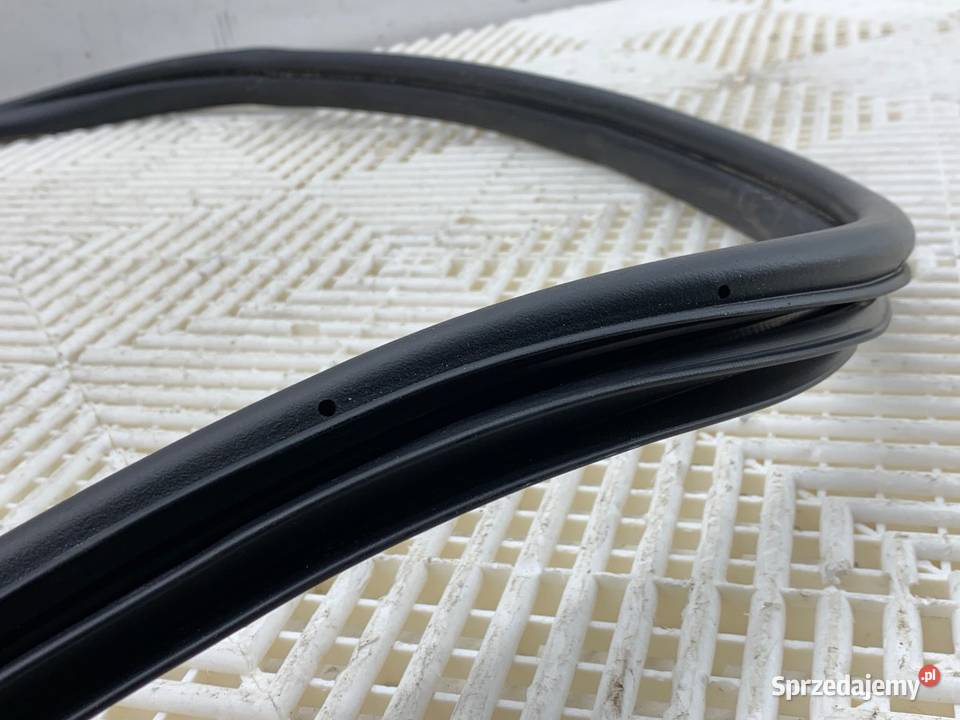 USZCZELKA DRZWI PRZÓD PRAWY KIA NIRO II SG2 Uszczelki sprzedam