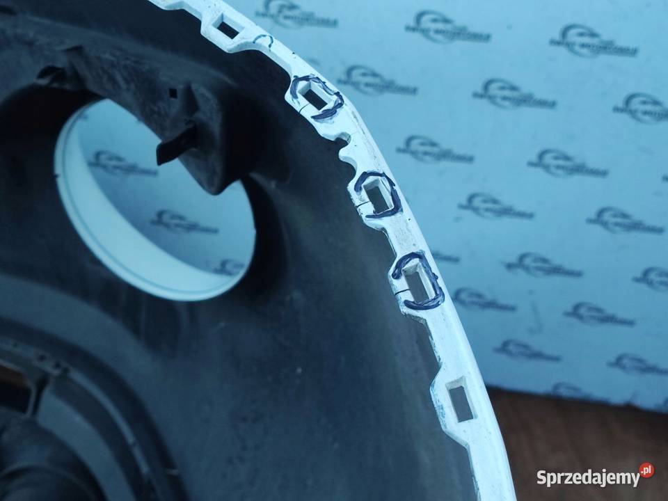 NISSAN JUKE 10r zderzak przód świętokrzyskie Kielce