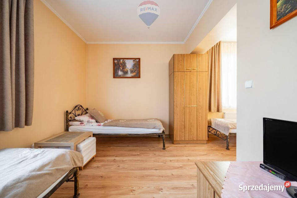 Kameralny dom inwestycyjny w sercu Zakopanego Liczba pokoi 9 Zakopane