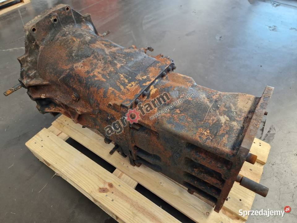 Skrzynia biegów Claas Arion 420 4360252H01 Byków