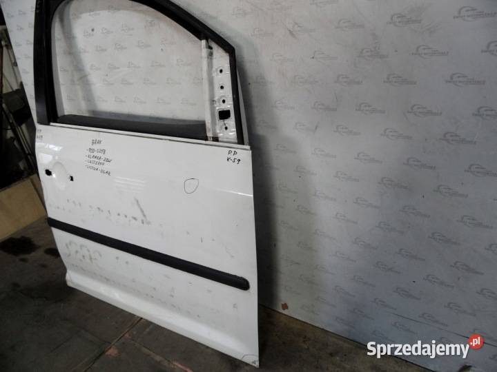 VOLKSWAGEN CADDY III LIFT 12r drzwi prawy przód Drzwi Kielce sprzedam