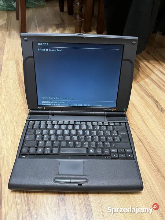 Zabytkowy laptop Acer AcerNote Light 370DX Intel Pentium III, II, Pro sprzedam