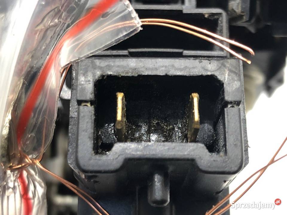 ZAMEK DRZWI PRAWY TYŁ DACIA LODGY Minivan