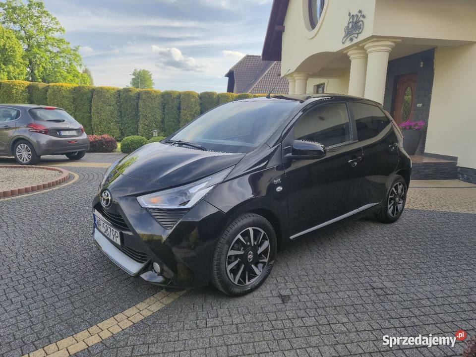 Aygo BLAC EDITION Salon Polska 2021 Kamera Radar automatyczna podkarpackie sprzedam