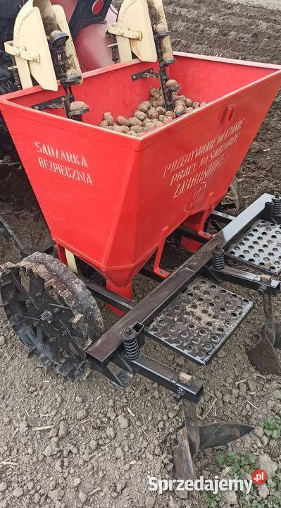 Sadzarka do ziemniaków Akpil Przeworsk sprzedam