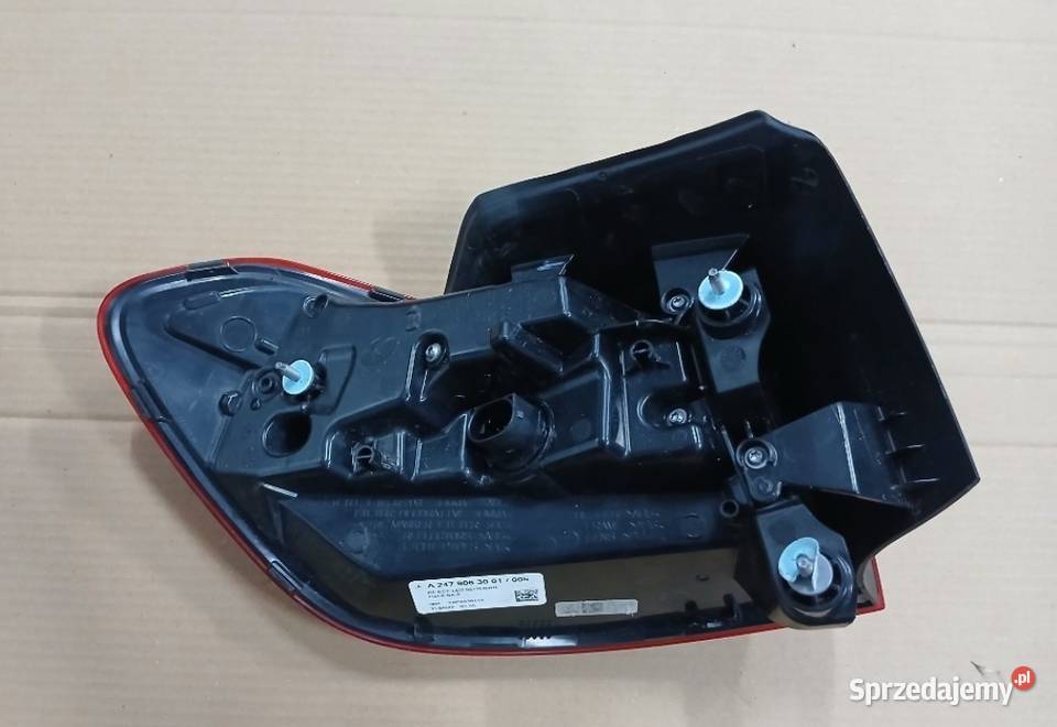 LAMPA TYŁ PRAWA LED MERCEDES GLA W247