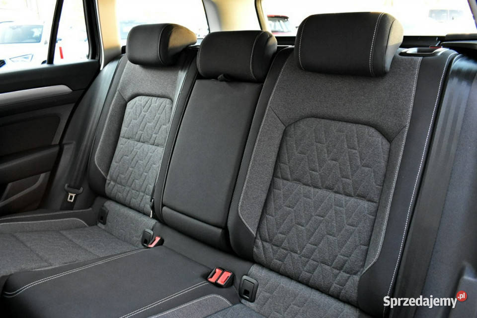 Volkswagen Passat Bezwypadkowy Salon Polska asystent pasa ruchu Łódź sprzedam