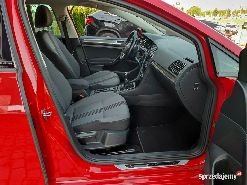 Volkswagen Golf Variant 14 TSI Allstar pełny Rok produkcji 2016 śląskie Ustroń