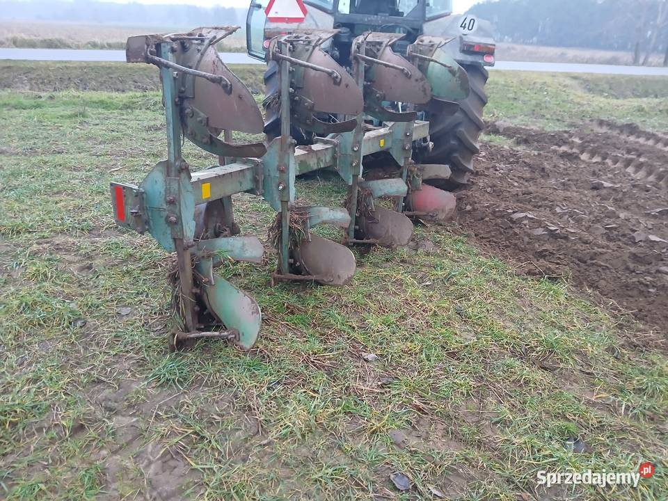 Pług obrotowy 4 skiby 211 31 Agrozet Sukov nieuszkodzony Wieluń sprzedam