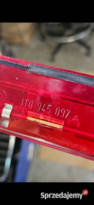 VW TOURAN I 1T0 ŚWIATŁO STOP TRZECIE 1T0945097A Międzychód