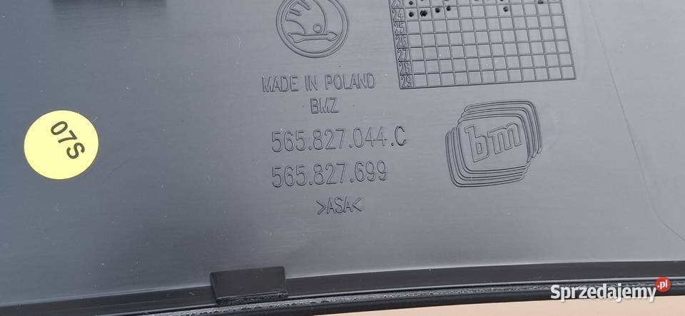 SKODA KODIAQ LISTWA SPOILERA KLAPY BAGAŻNIKA osobowe Bieleń