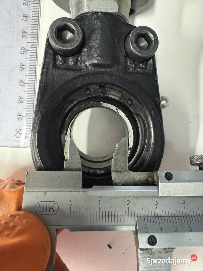 spzredam siłowniki hydrauliczne SkrawMet Józefów