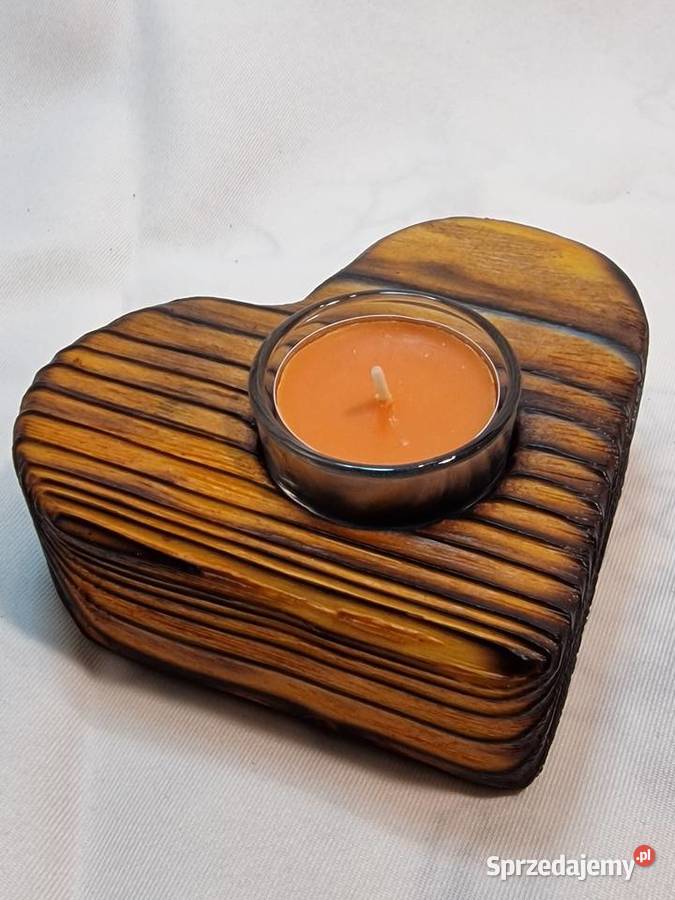 Świecznik drewniany serce karmelowy na tealight Sępopol