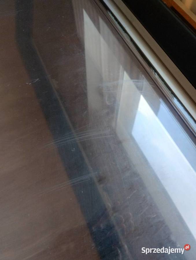 Okno uchylne z roletą i moskitierą do kampera Mierzyn sprzedam
