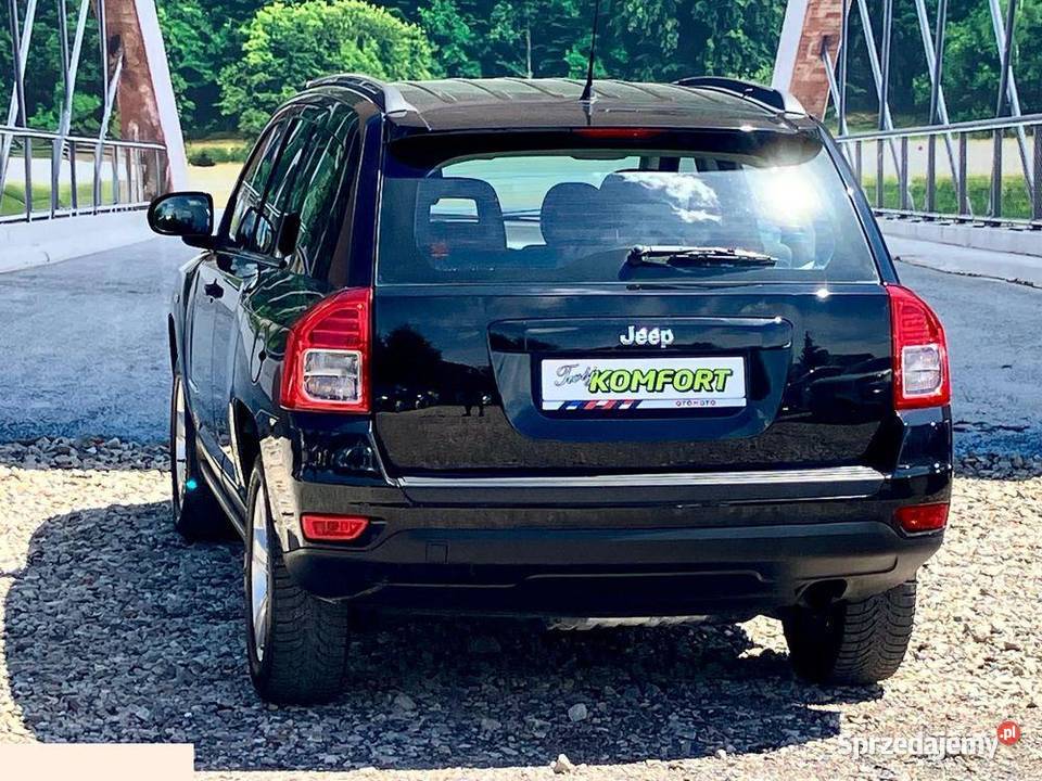 Jeep Compass 24 benzyna 170 2011r Możliwy Radom
