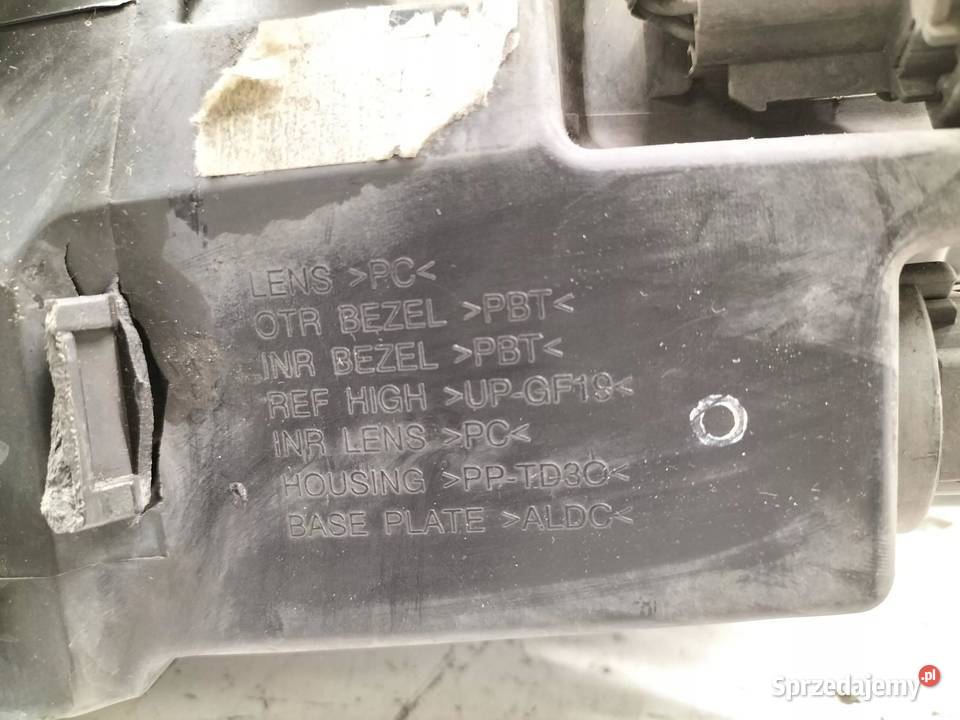 LAMPA PRZÓD PRAWA LIFT FL Kia Ceed I 20062012 świętokrzyskie