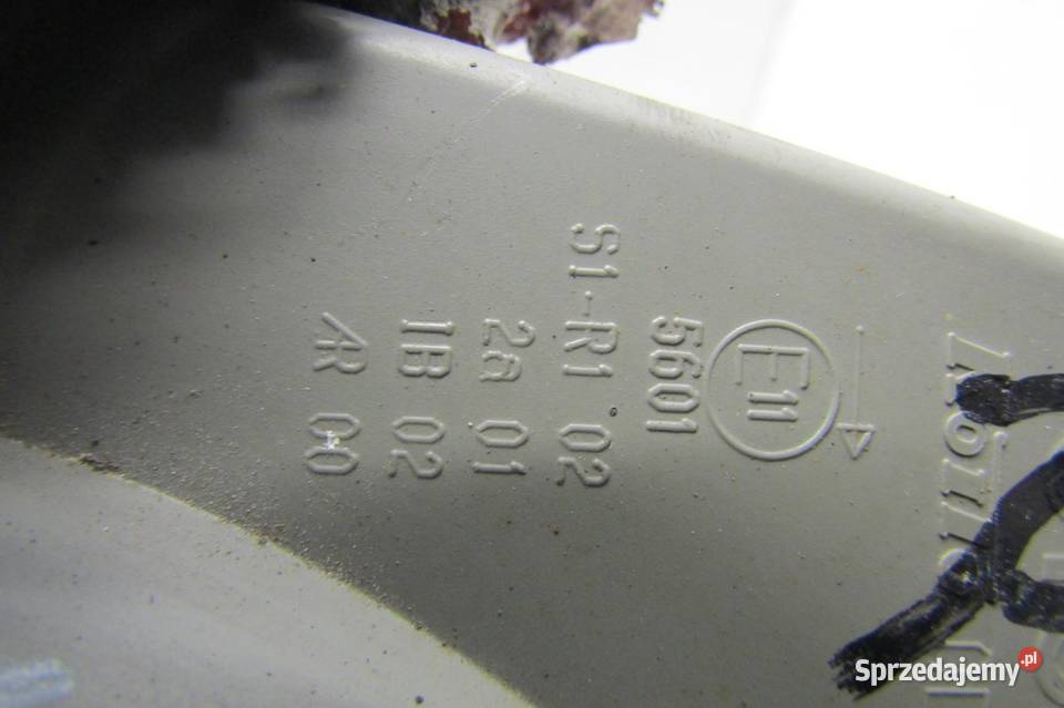 LAMPA TYLNA PRAWY TYŁ TOYOTA YARIS III 00025252 Lampy tylne