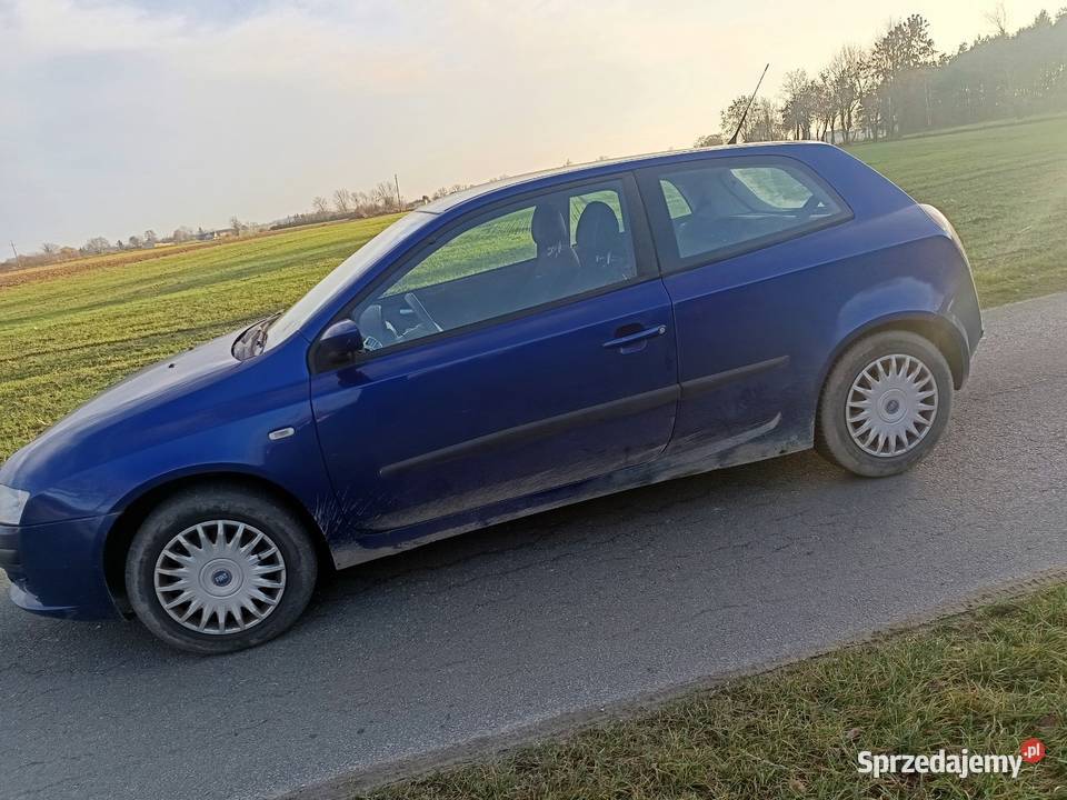 sprzedam samochód osobowy marki fiat stilo 1 6 Samochody osobowe Osięciny