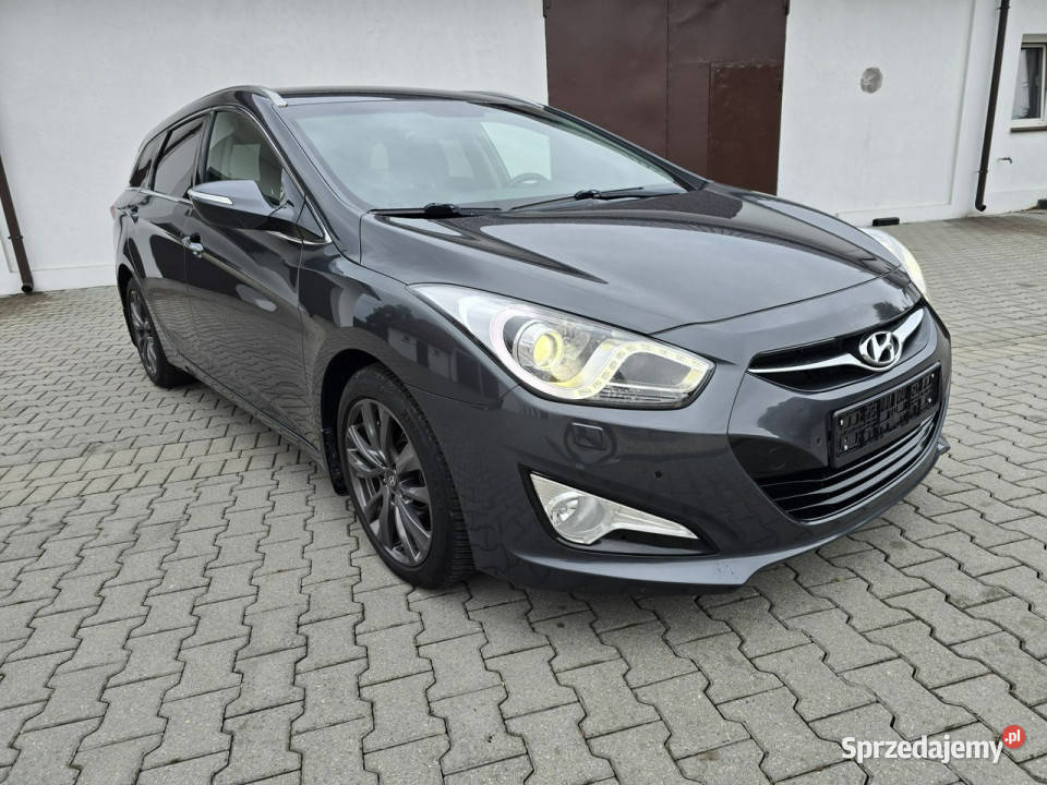 Hyundai i40 17Diesel NaviKamCofCzytanie światła LED