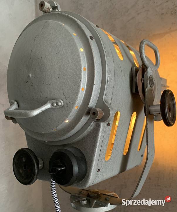 Lampa filmowa PRL 1963 r loft Vintage Poznań