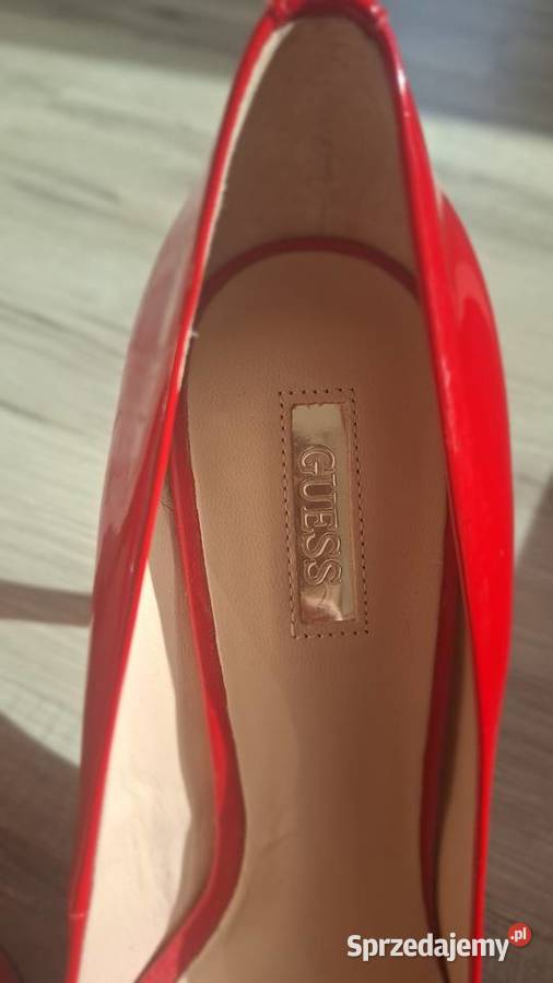 Szpilki czerowne Guess Czółenka Opole Lubelskie