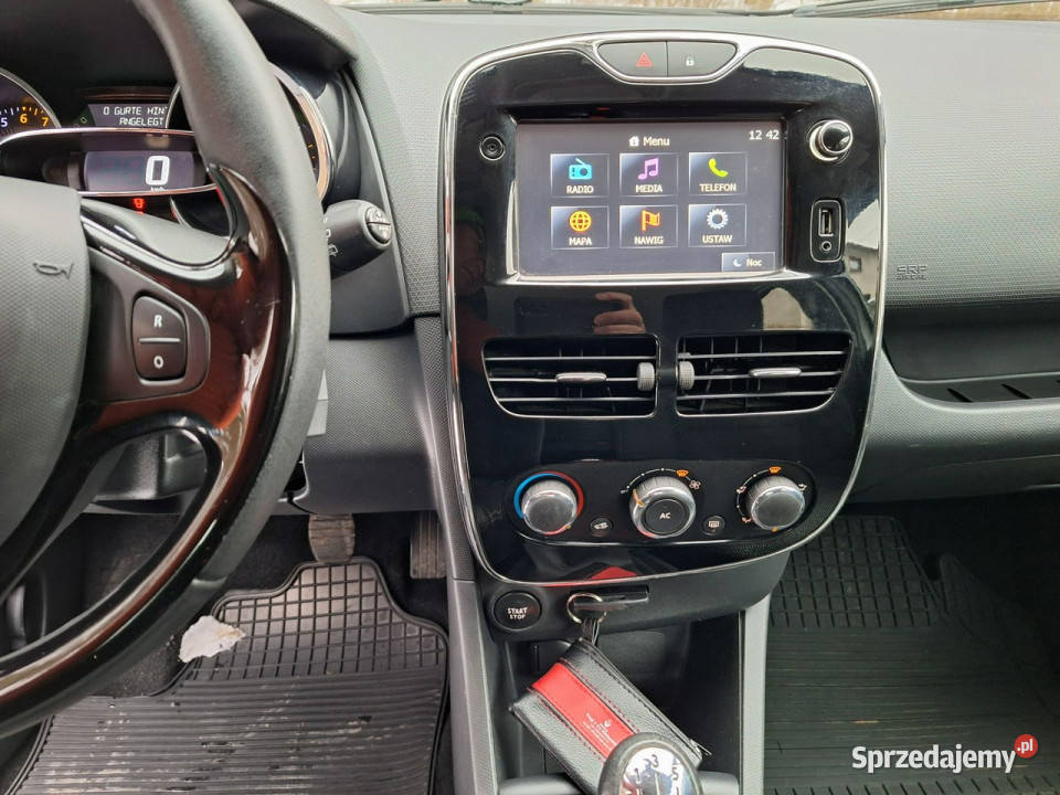 Renault Clio 09 TCe Expression IV 2012 światła do jazdy dziennej