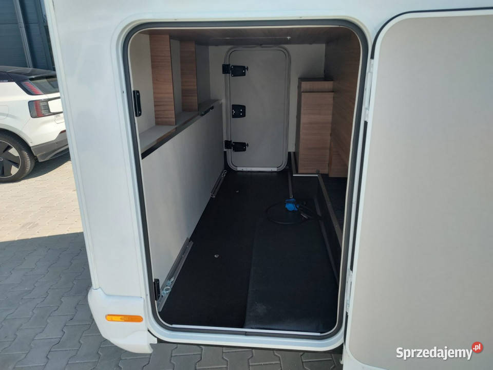 samochody kempingowe Knaus LIVE WAVE 700 MX z Gaj sprzedam