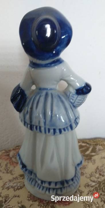 Porcelanowa figurka w stylu Capodimonte Krotoszyn
