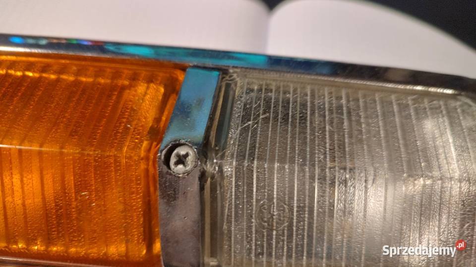 Kierunkowskaz migacz prawy Fiat 125p Tarpan Brzeszcze