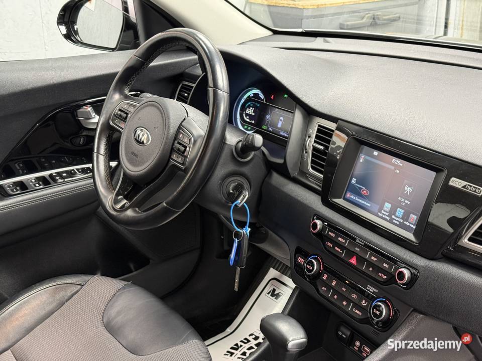 16 HYBRYDA 4L100 automat Polski 1wlaś GWARANCJA Rok produkcji 2019 Poznań