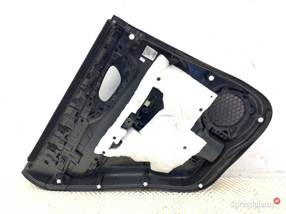 BOCZEK DRZWI PRAWY TYŁ NISSAN XTRAIL T32 SUV