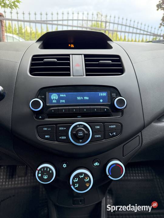 BIAŁY CHEVROLET SPARK II HATCHBACK 2013 10L 68 995cm3 Gliwice sprzedam