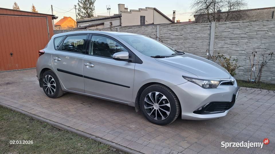 Toyota Auris II 14D4D 2015 Salon Polska manualna Karczew sprzedam