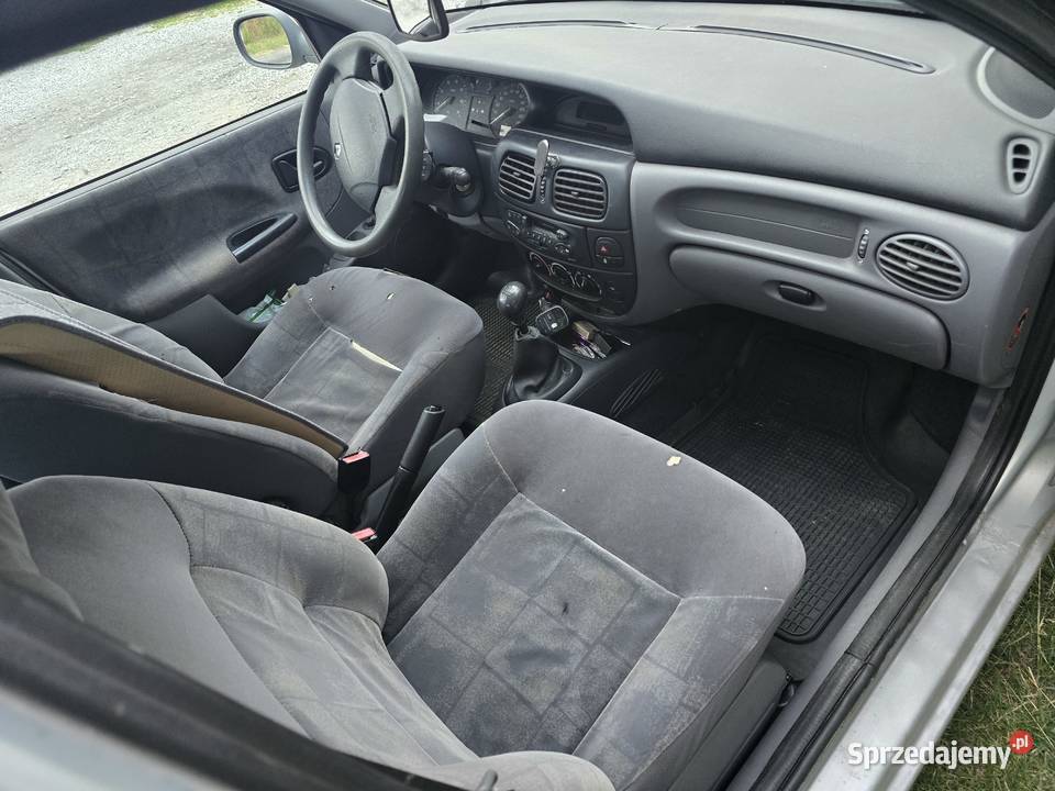 Renault Megane I 1999r 16 16V Benzyna w 107KM Megane Radom
