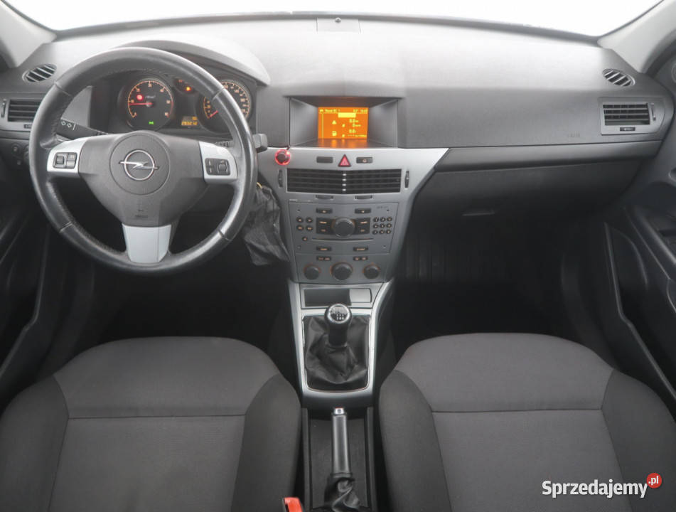 Opel Astra 17 CDTI manualna Bielany Wrocławskie