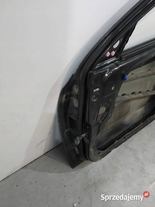 DRZWI PRAWE PRZÓD 9F Hyundai i30 I 20072012