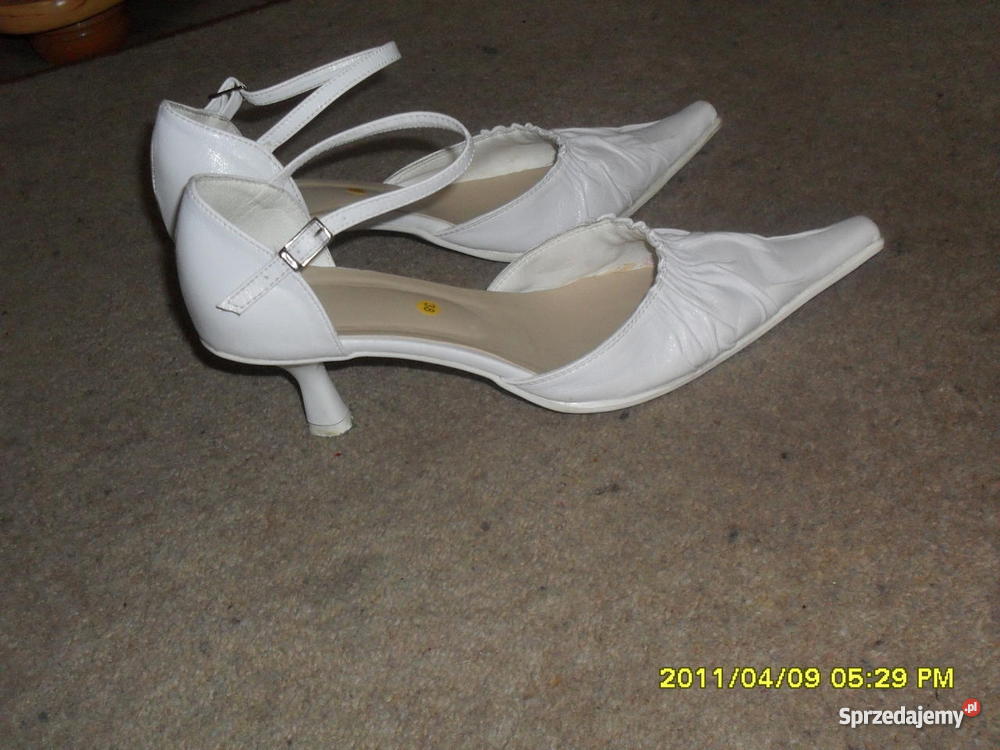 suknie slubna ciazowa