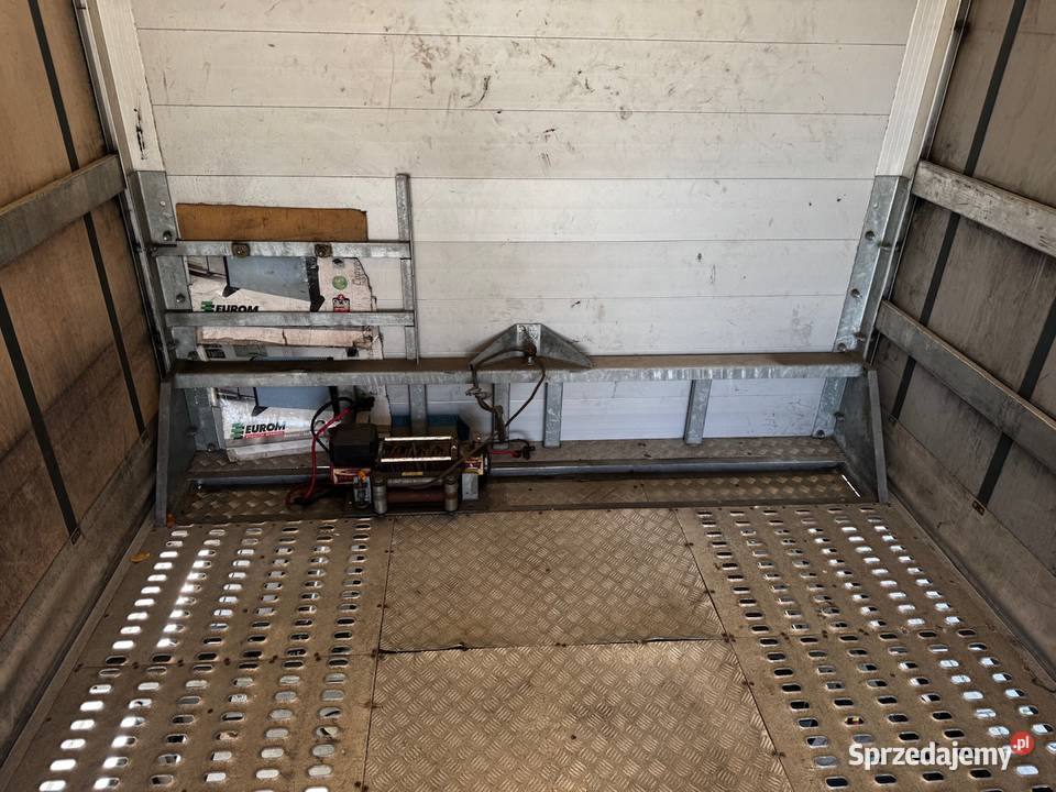 Mercedes Atego 821 Autolaweta z Plandeką Pomoc immobilizer Autolawety Ostrowiec Świętokrzyski