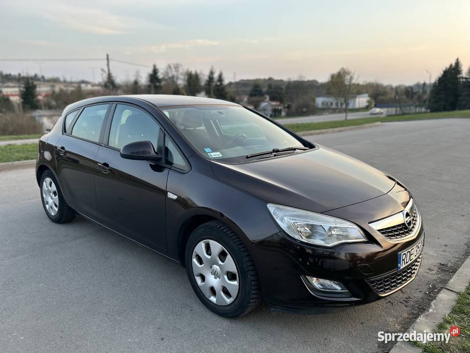 Opel Astra J 16 benzyna 2012 Hatchback Salon Opel Kraków