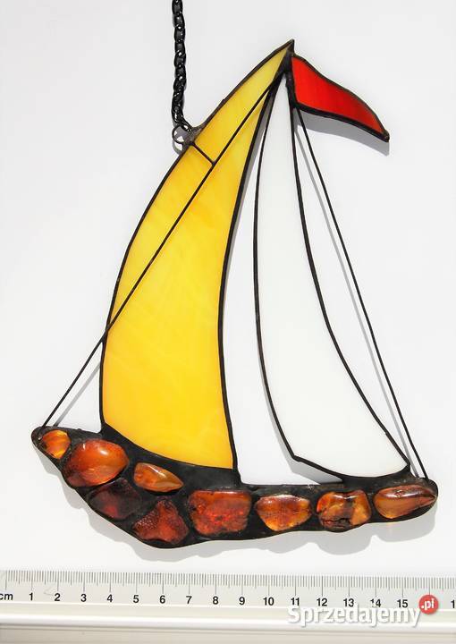 Żaglówka łódź z bursztynem bałtyckim witraż lubelskie Lublin