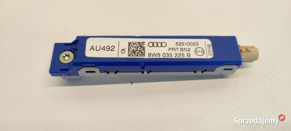 AUDI A4 B9 WZMACNIACZ ANTENY 8W9035225B