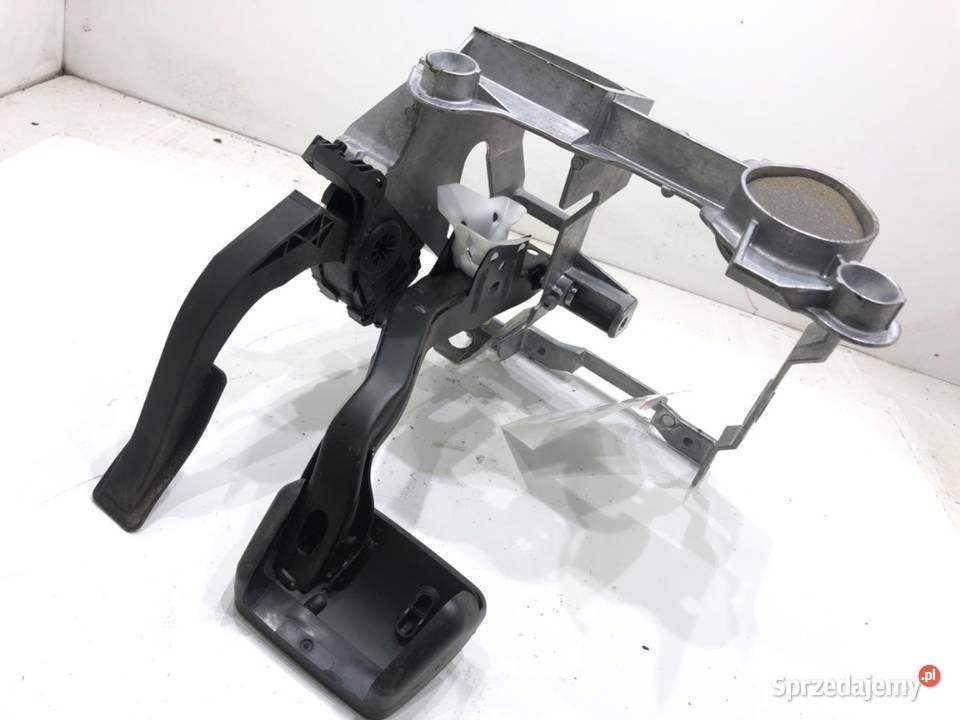 PEDAŁY AUDI A4 B8 0715 8K1723523A 20 211 Pedały