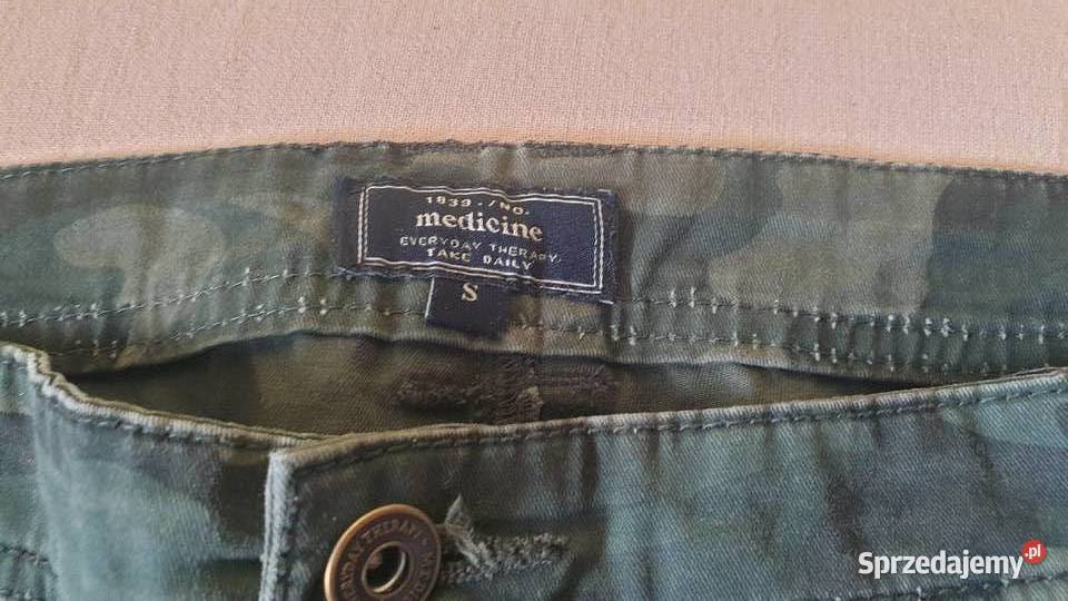 Spodnie MORO chłopca rozmiar S Długość 89 Pas 80 chłopiec